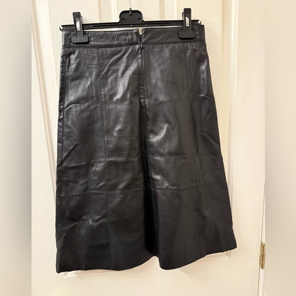 EUC Sezane jupe cuir Black Leather Skirt - Picture 5 of 10